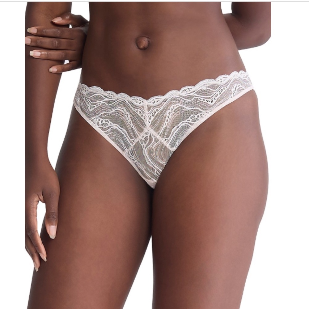 Calvin Klein Women's Essentials Lace Bikini Underwear QF7927 - Prairie Peach NWT
